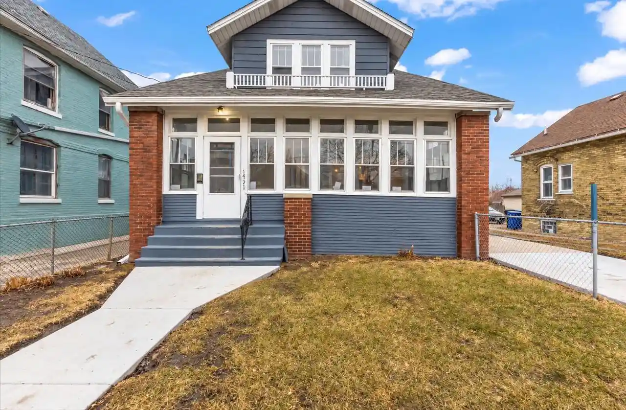 Photo 1 of Single family home for sale at 1721 Geneva St, Racine, WI 53402 | MLS# 1981780 | Listing updated on 2026-09-23