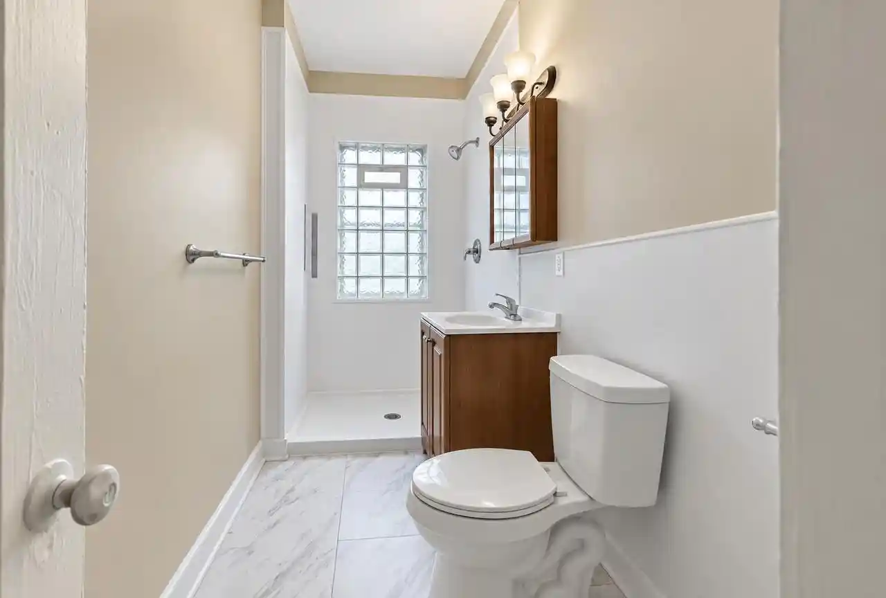 Photo 3 of Single family home for sale at 1721 Geneva St, Racine, WI 53402 | MLS# 1981780 | Listing updated on 2026-09-23