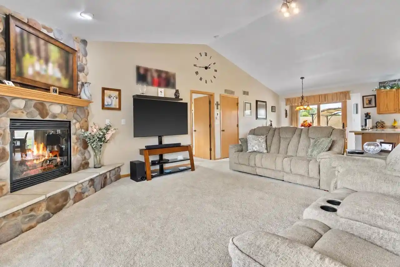Photo 3 of Single family home for sale at W4234 Spruce Dr, Watertown, WI 53094 | MLS# 2033279 | Listing updated on 2026-10-05