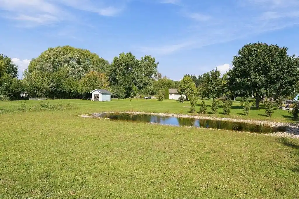 Photo 3 of Single family home for sale at 661 E River Dr, Omro, WI 54963 | MLS# 50333155 | Listing updated on 2026-09-23