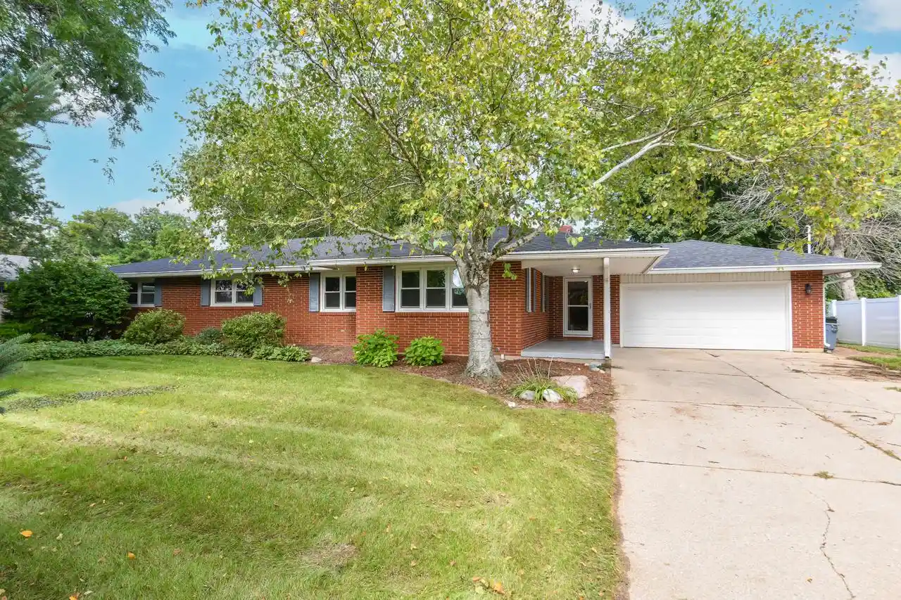 Photo 1 of Single family home for sale at W7478 Pleasant St, Delavan, WI 53115 | MLS# 1981787 | Listing updated on 2026-09-25