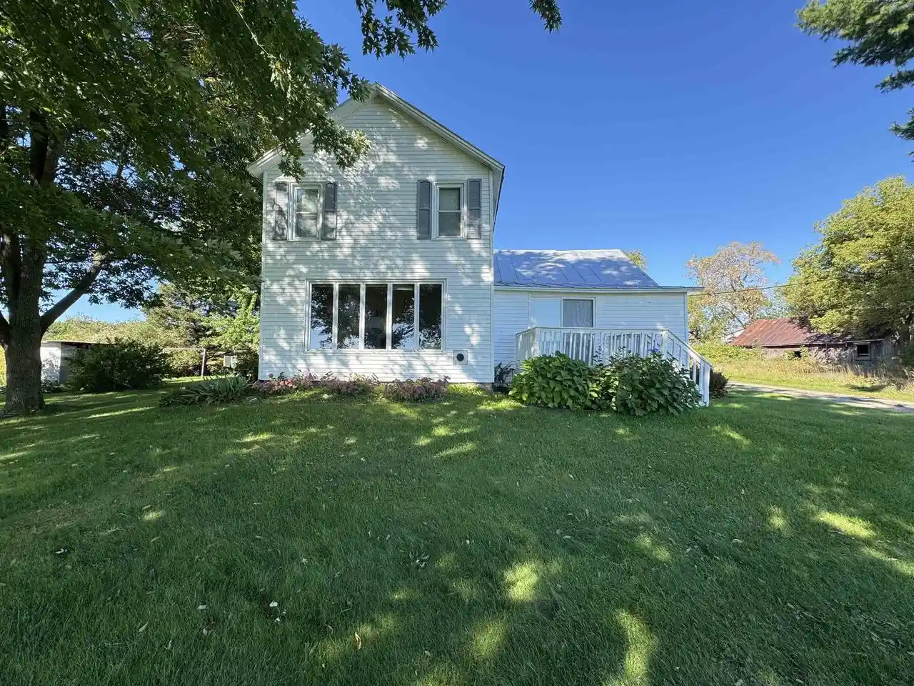 Single family home for sale at E4875 Morgan Ln, Weyauwega, WI 54983 | MLS# 50333158