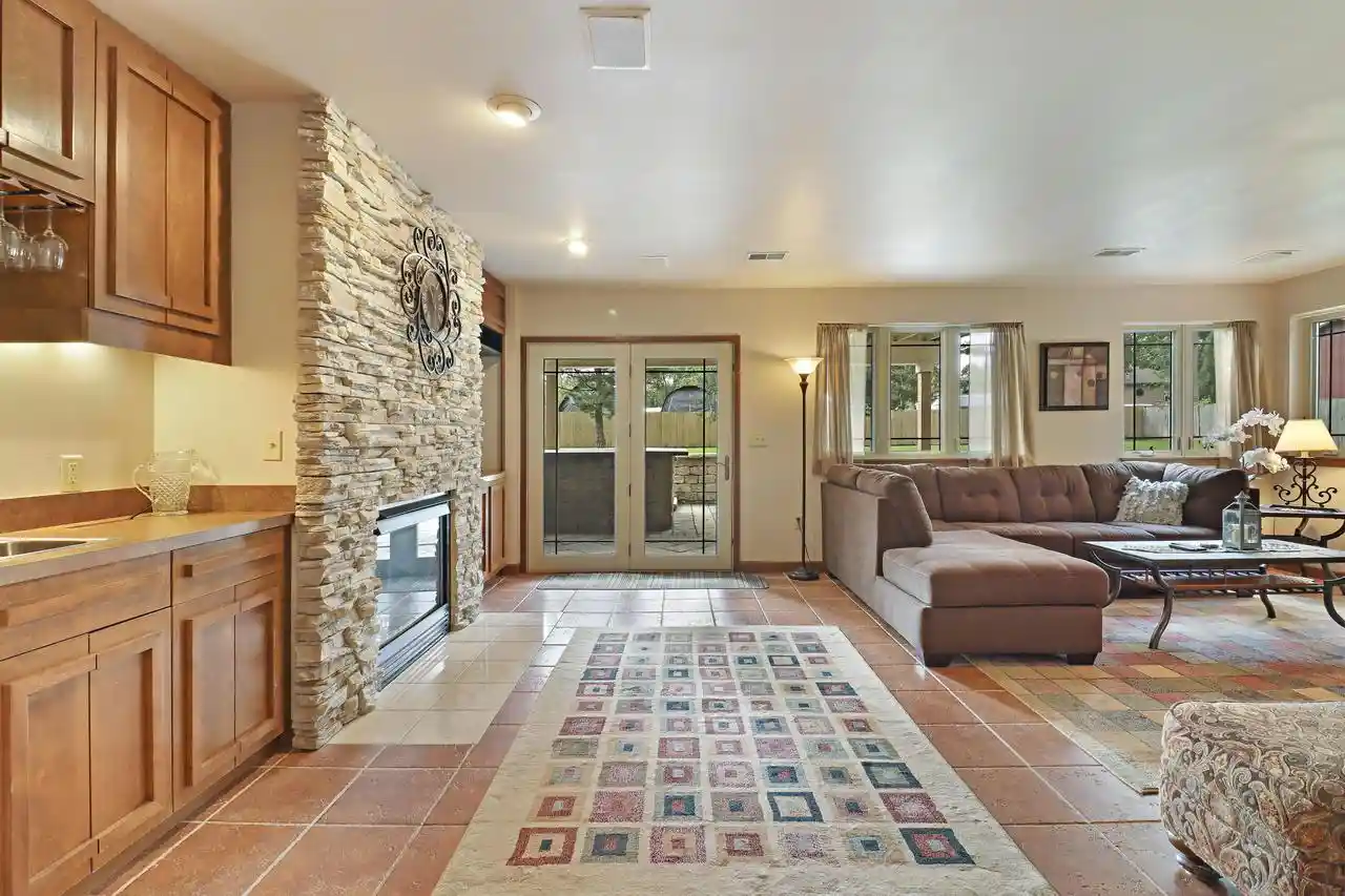 Photo 4 of Single family home for sale at 5005 89th Place, Kenosha, WI 53142 | MLS# 1981788 | Listing updated on 2026-09-23