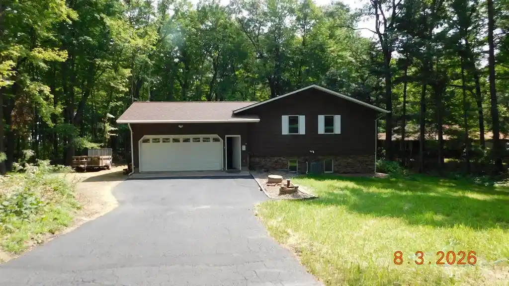 Photo 1 of Single family home for sale at 5910 803rd Avenue, Menomonie, WI 54751 | MLS# 1605326 | Listing updated on 2026-09-23