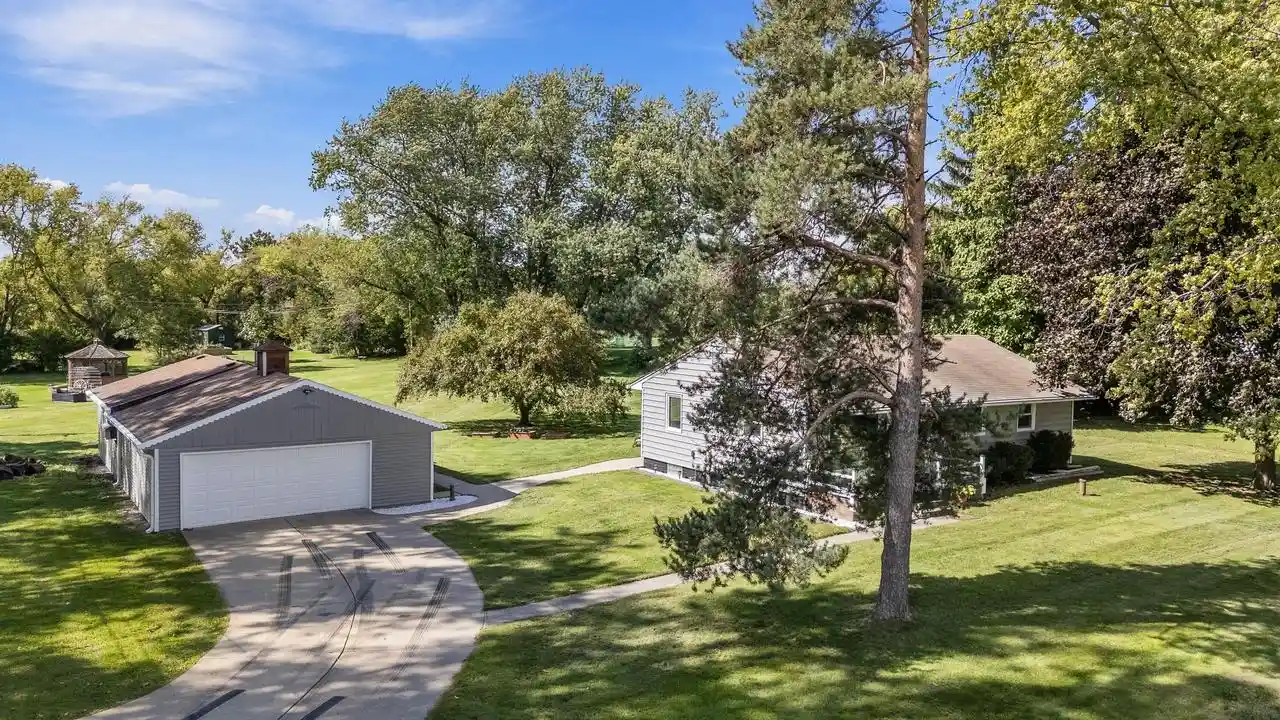 Single family home for sale at N60w22805 Silver Spring Dr, Sussex, WI 53089 | MLS# 1981794