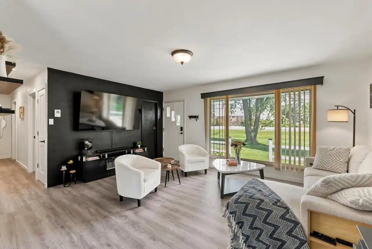 Photo 4 of Single family home for sale at N60w22805 Silver Spring Dr, Sussex, WI 53089 | MLS# 1981794 | Listing updated on 2026-09-26