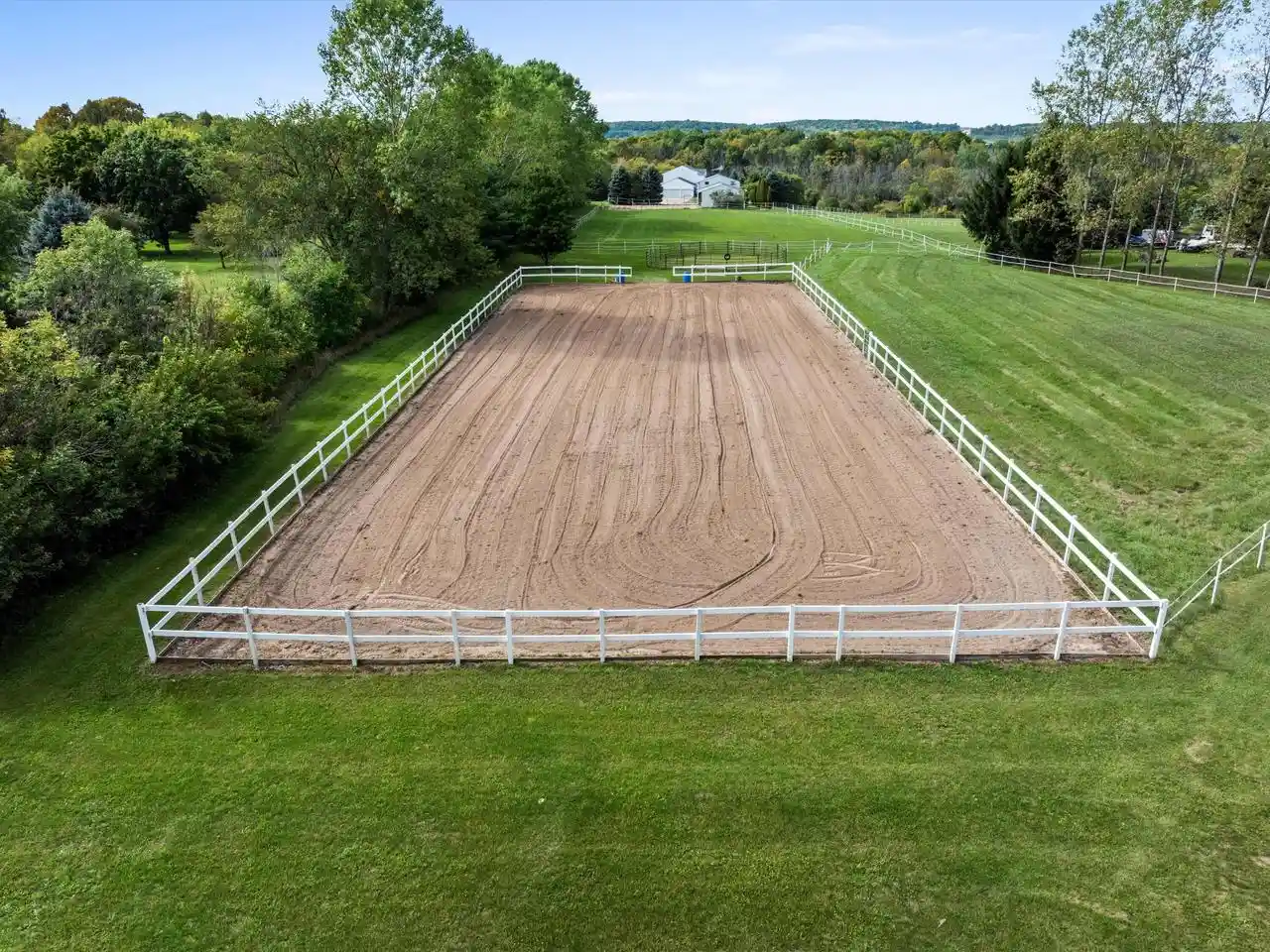 Photo 4 of Single family home for sale at W6188 Linda Ln, Plymouth, WI 53073 | MLS# 1981802 | Listing updated on 2026-09-30