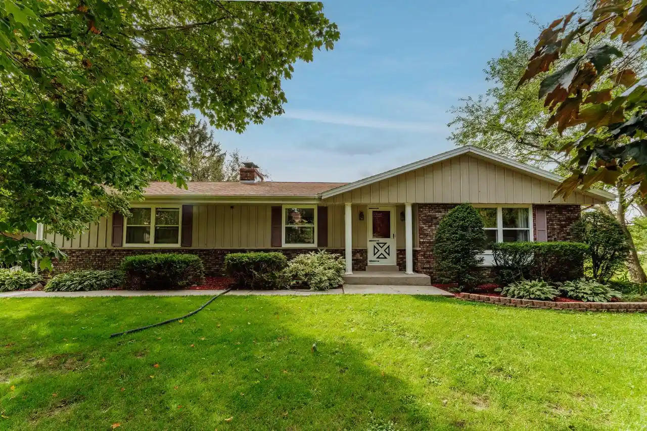Photo 1 of Single family home for sale at 9311 Northwestern Ave, Mount Pleasant, WI 53406 | MLS# 1981805 | Listing updated on 2026-09-23