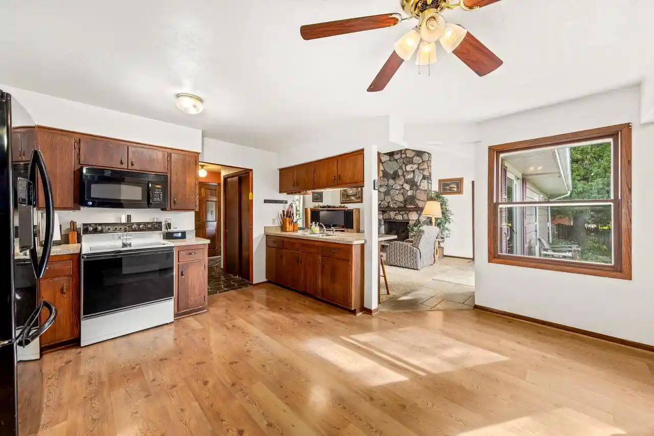 Photo 3 of Single family home for sale at 9311 Northwestern Ave, Mount Pleasant, WI 53406 | MLS# 1981805 | Listing updated on 2026-09-23