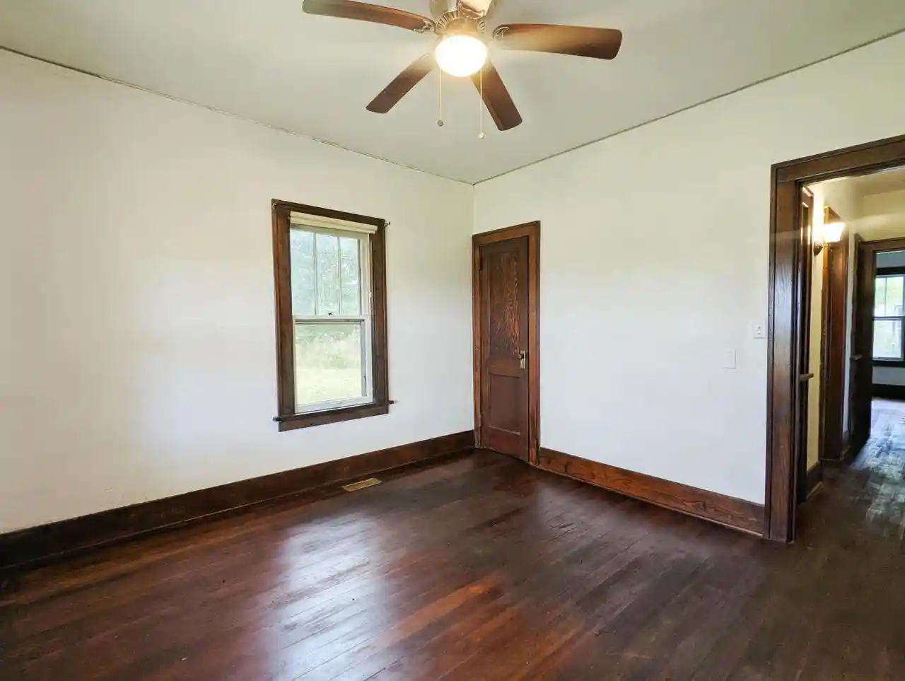 Photo 3 of Single family home for sale at 32803 Geneva Rd, Burlington, WI 53105 | MLS# 1981806 | Listing updated on 2026-09-23