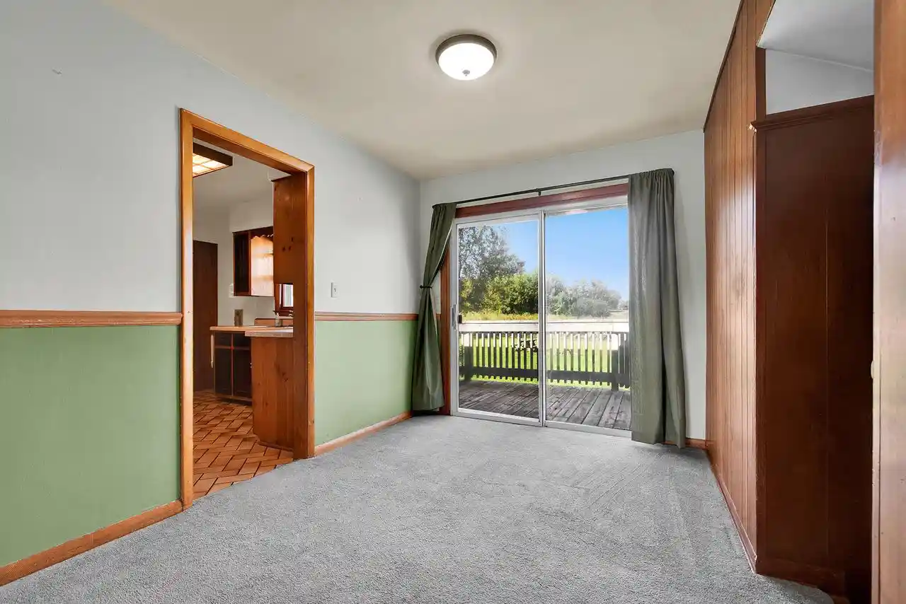 Photo 3 of Single family home for sale at S92w22440 Henneberry Ave, Big Bend, WI 53103 | MLS# 1981807 | Listing updated on 2026-09-24