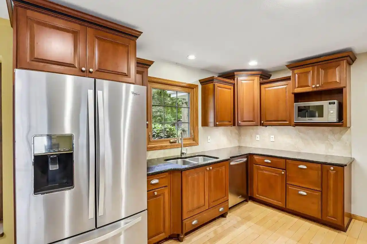 Photo 3 of Single family home for sale at 4550 Sundance Ct, Cottage Grove, WI 53527 | MLS# 2033293 | Listing updated on 2026-10-21