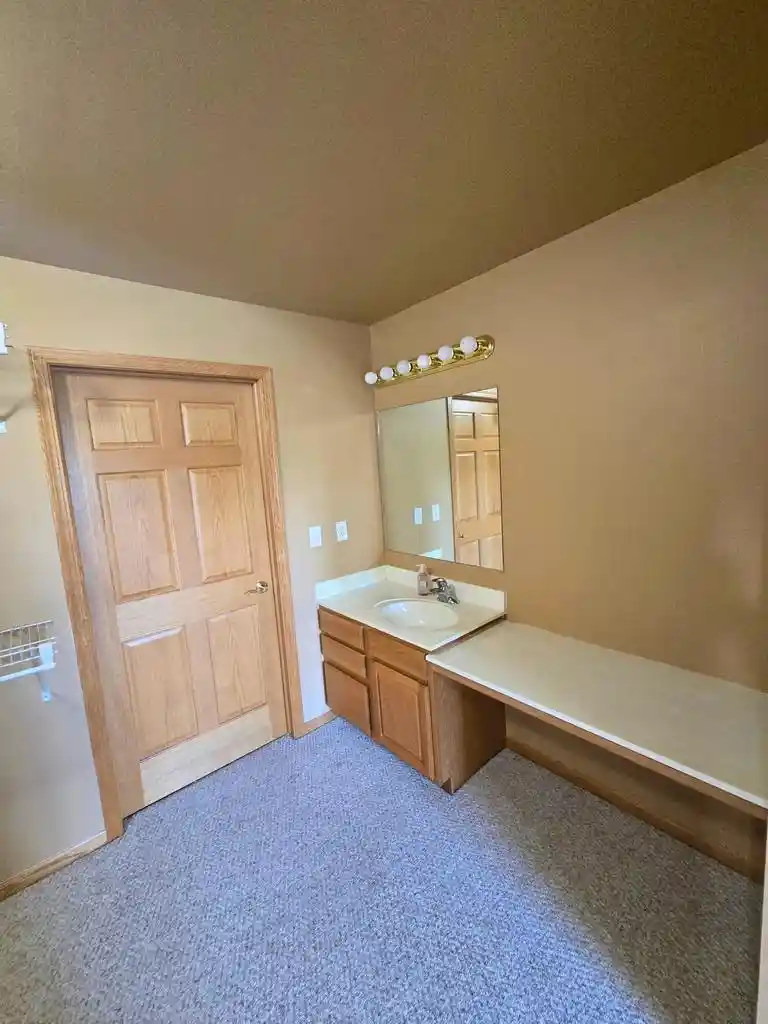Photo 4 of Condo for sale at 6000 S Buckhorn Ave #302, Cudahy, WI 53110 | MLS# 1981823 | Listing updated on 2026-09-29