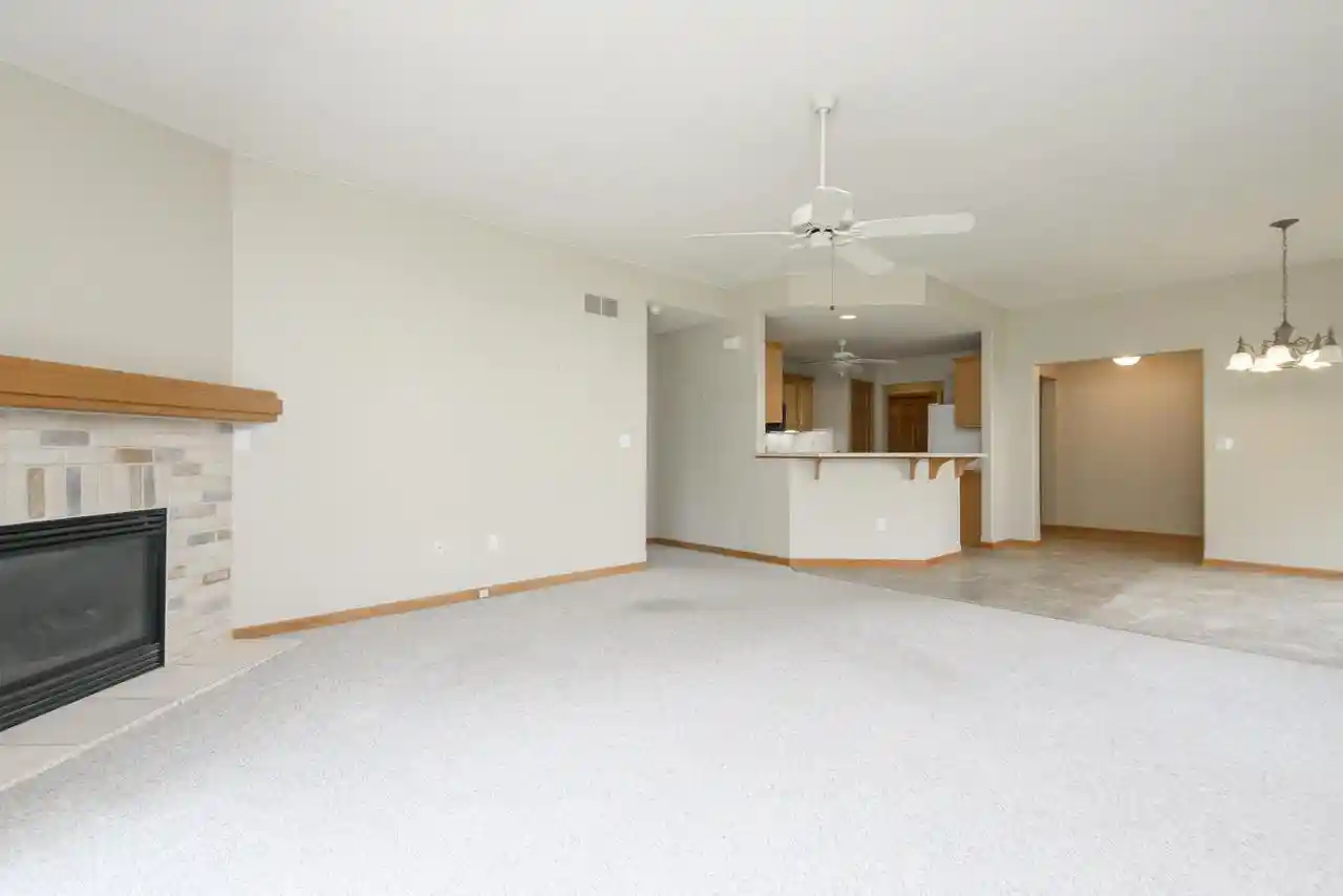 Photo 4 of Condo for sale at 2836 Raintree Ln, Waukesha, WI 53189 | MLS# 1981834 | Listing updated on 2026-09-26