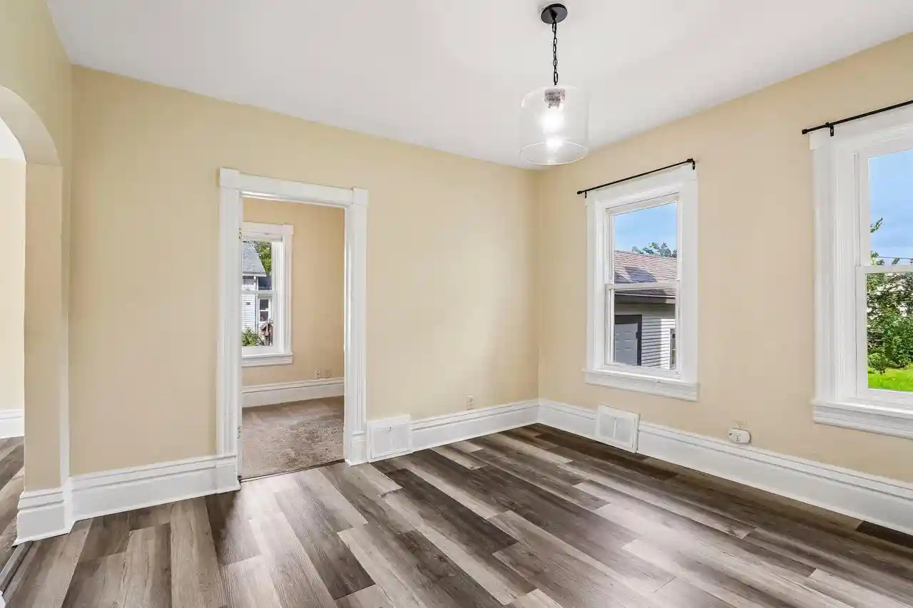 Photo 1 of Single family home for sale at 924 44th Street, Kenosha, WI 53140 | MLS# 1981836 | Listing updated on 2026-09-25