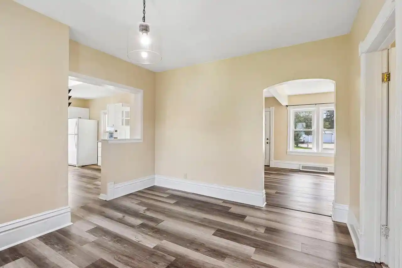 Photo 2 of Single family home for sale at 924 44th Street, Kenosha, WI 53140 | MLS# 1981836 | Listing updated on 2026-09-25