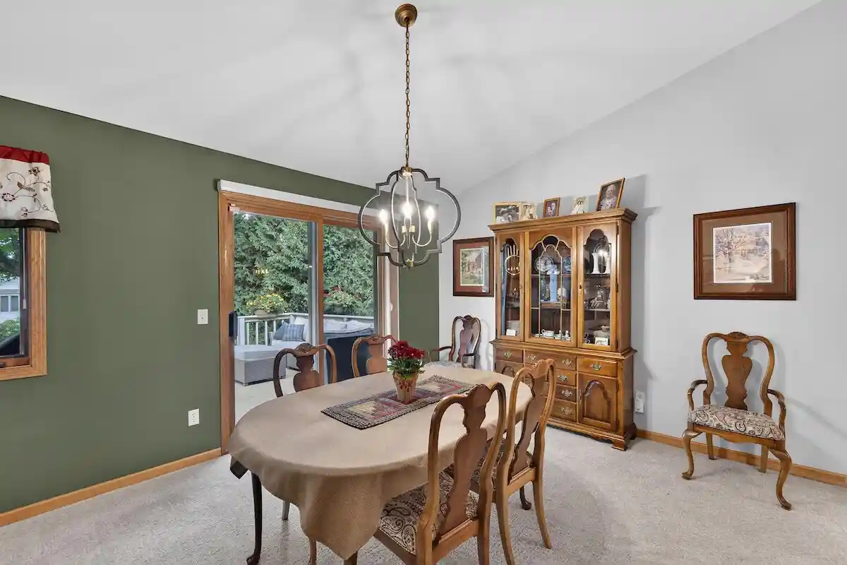 Photo 2 of Condo for sale at 520 Green Valley Dr, Mount Pleasant, WI 53406 | MLS# 1981841 | Listing updated on 2026-09-24