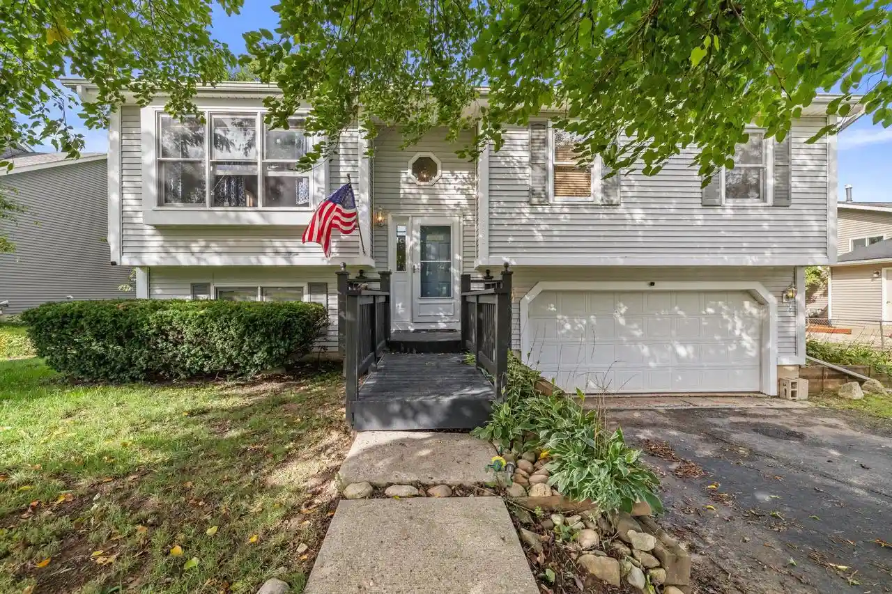 Photo 1 of Single family home for sale at 8632 234th Avenue, Salem, WI 53168 | MLS# 1981842 | Listing updated on 2026-10-02
