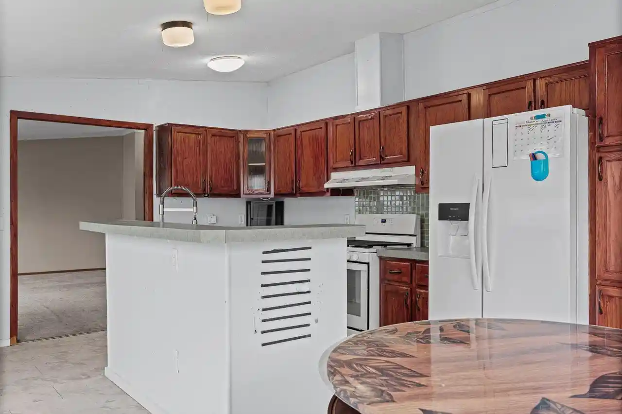 Photo 3 of Single family home for sale at 1025 Oak Ave #C21, Onalaska, WI 54650 | MLS# 2033313 | Listing updated on 2026-09-25