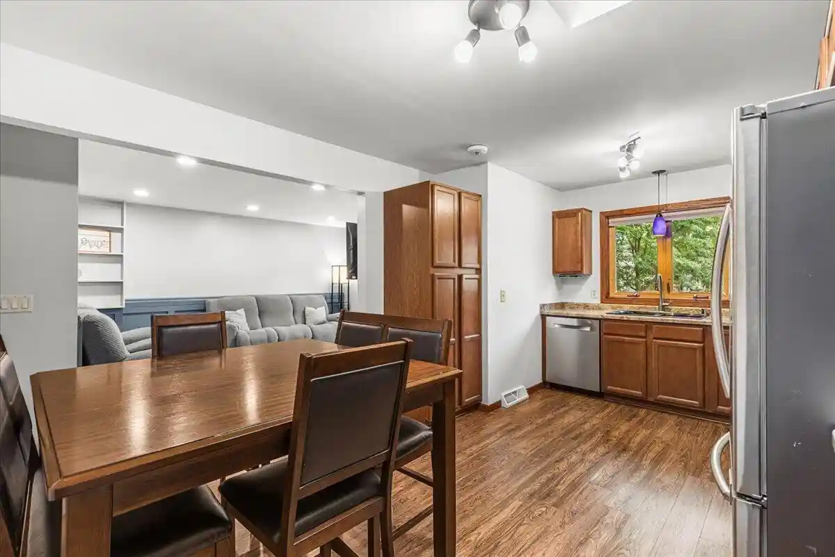 Photo 2 of Single family home for sale at 819 Kings Ridge Ct E, West Bend, WI 53090 | MLS# 1981850 | Listing updated on 2026-09-26