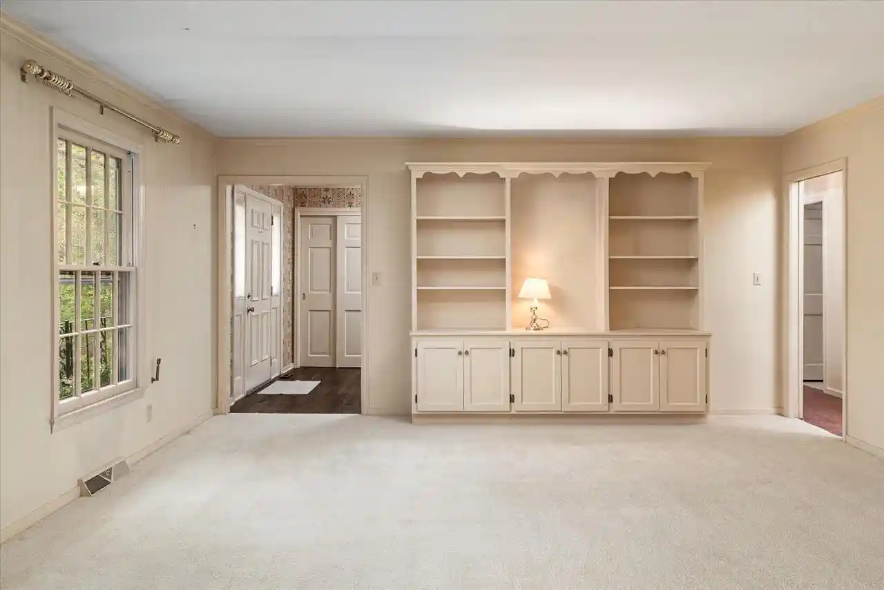 Photo 2 of Single family home for sale at N2062 Wedgewood Dr E, La Crosse, WI 54601 | MLS# 1981854 | Listing updated on 2026-09-30