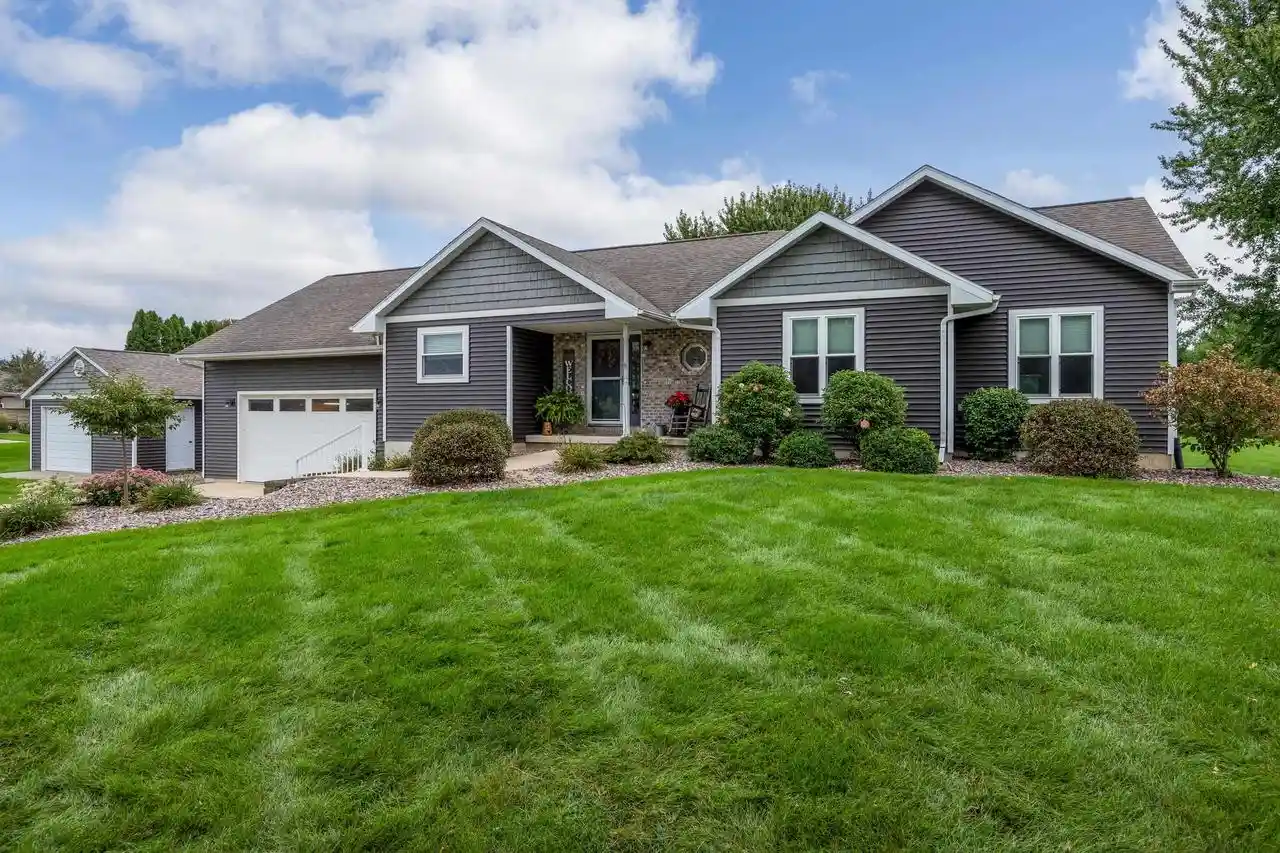 Photo 1 of Single family home for sale at N9540 Carla Dr, Belleville, WI 53508 | MLS# 2033315 | Listing updated on 2026-09-28