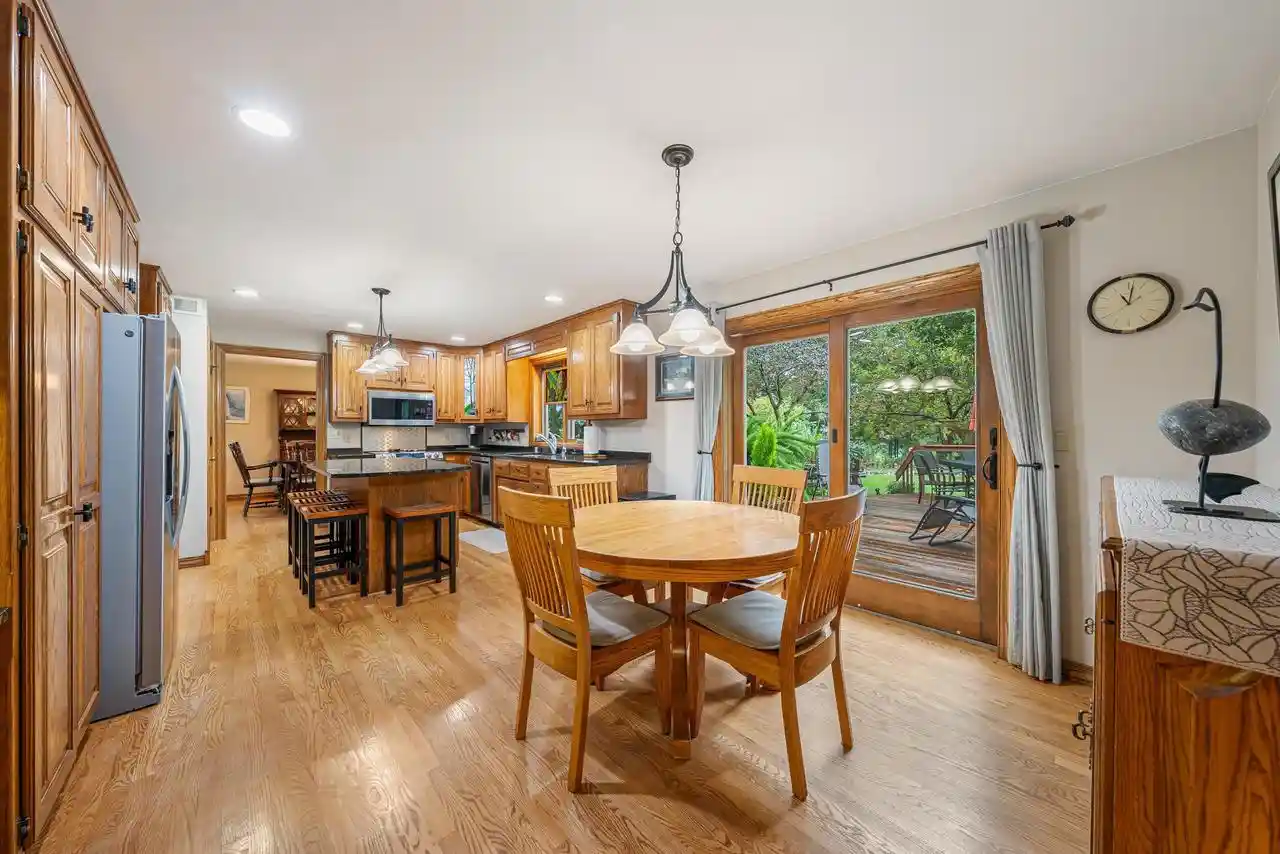 Photo 4 of Single family home for sale at 4965 N Schuh Rd, Appleton, WI 54913 | MLS# 50333173 | Listing updated on 2026-10-04