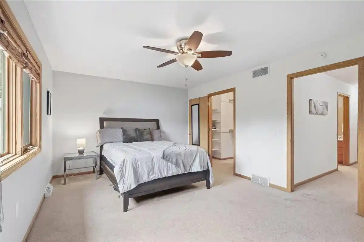 Photo 4 of Condo for sale at 3222 Dorchester Way, Madison, WI 53719 | MLS# 2033319 | Listing updated on 2026-10-19