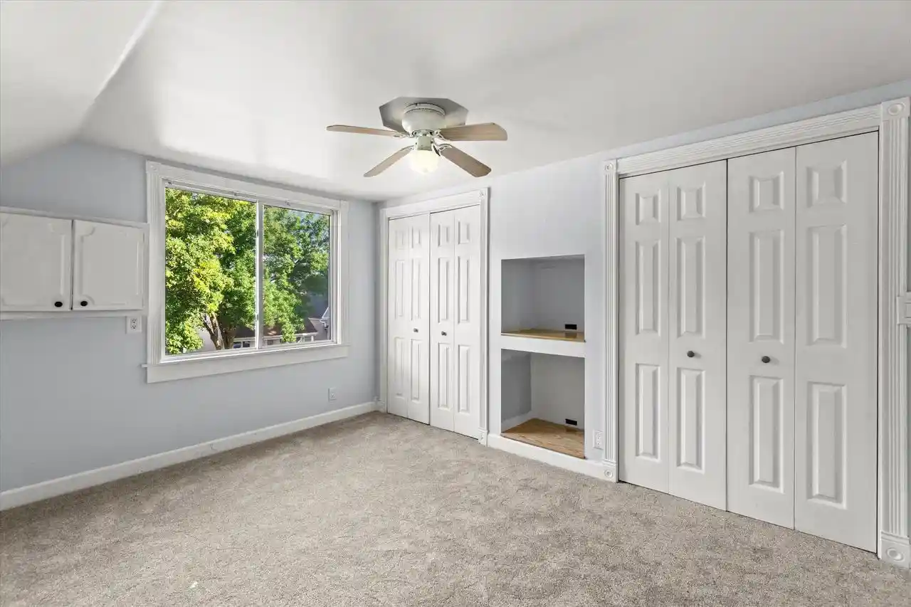 Photo 3 of Single family home for sale at 2145 S Aldrich St, Milwaukee, WI 53207 | MLS# 1981875 | Listing updated on 2026-10-10