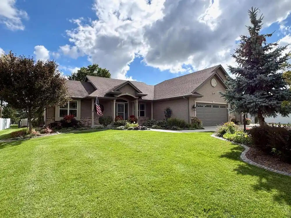 Photo 1 of Single family home for sale at S77w18475 Janesville Rd, Muskego, WI 53150 | MLS# 1981873 | Listing updated on 2026-09-27