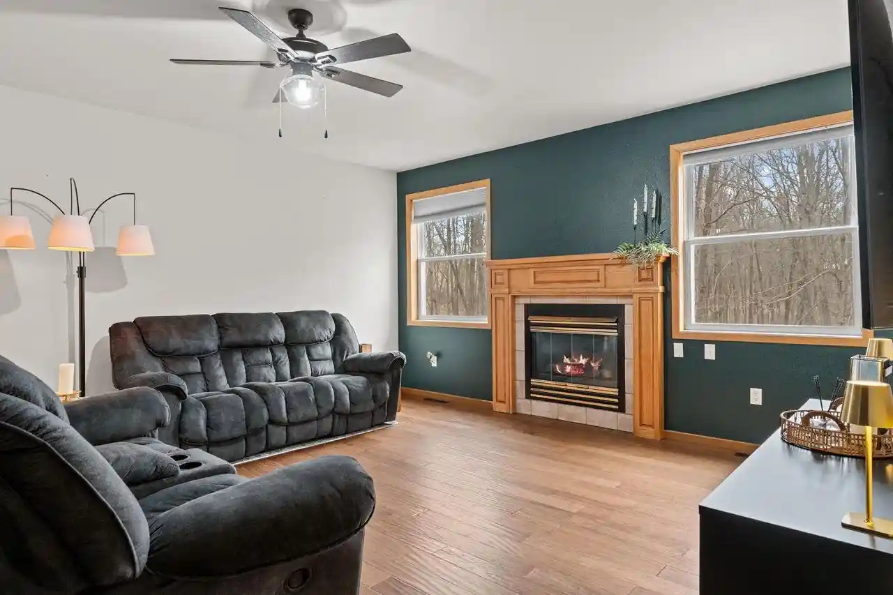 Photo 4 of Single family home for sale at E10919 Hatchery Rd, Baraboo, WI 53913 | MLS# 2033320 | Listing updated on 2026-10-01