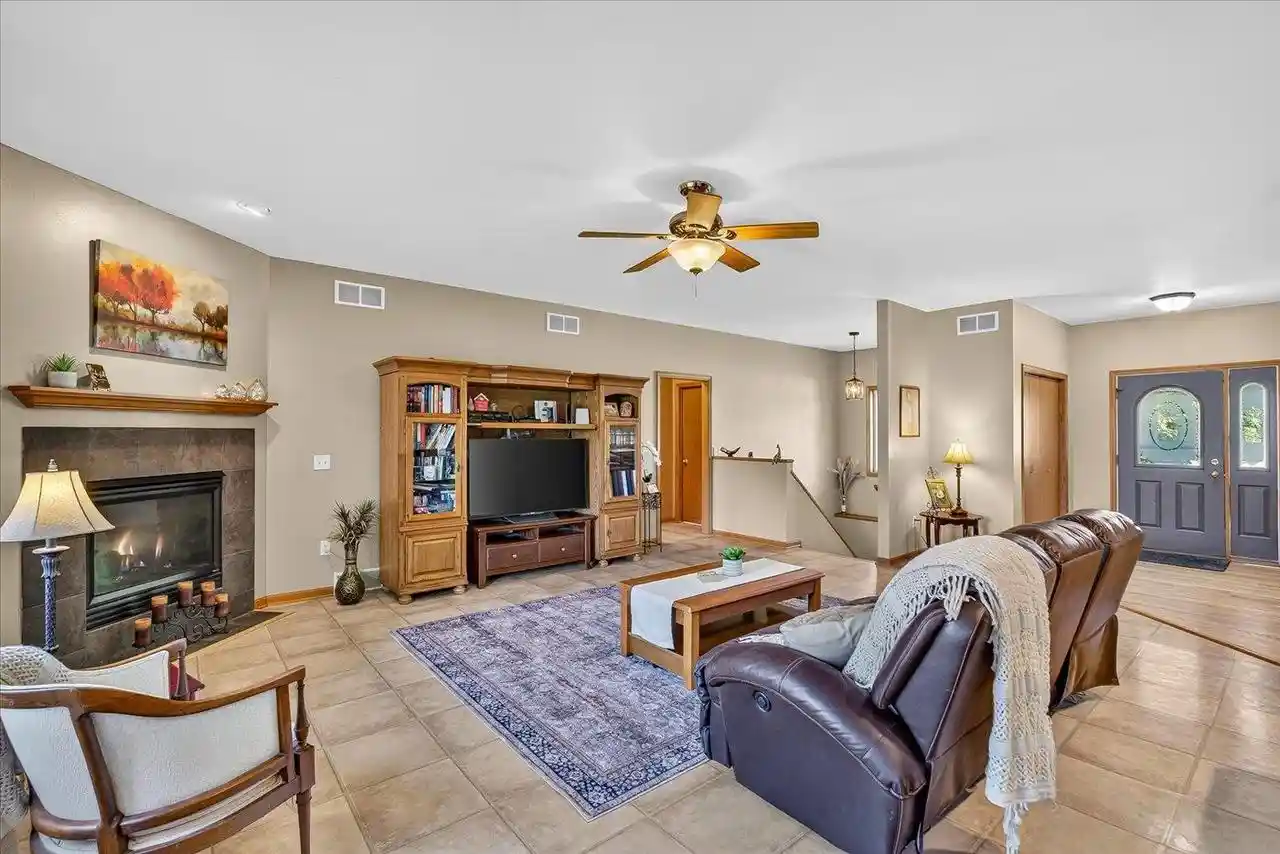 Photo 3 of Single family home for sale at 875 Merri Hl Dr, Oregon, WI 53575 | MLS# 2033321 | Listing updated on 2026-10-06