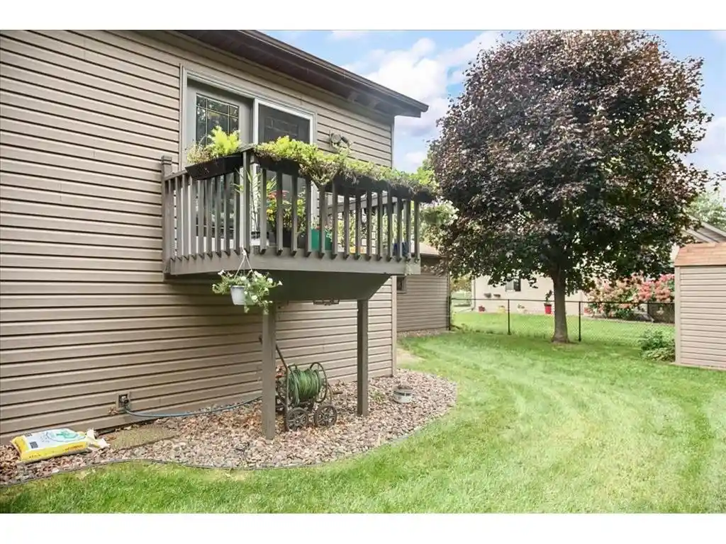 Photo 3 of Single family home for sale at 2925 Plum Tree Cir, Menomonie, WI 54751 | MLS# 7149294 | Listing updated on 2026-09-25