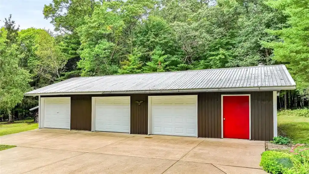 Photo 3 of Single family home for sale at N9278 State Rd 25, Colfax, WI 54730 | MLS# 1605396 | Listing updated on 2026-09-24