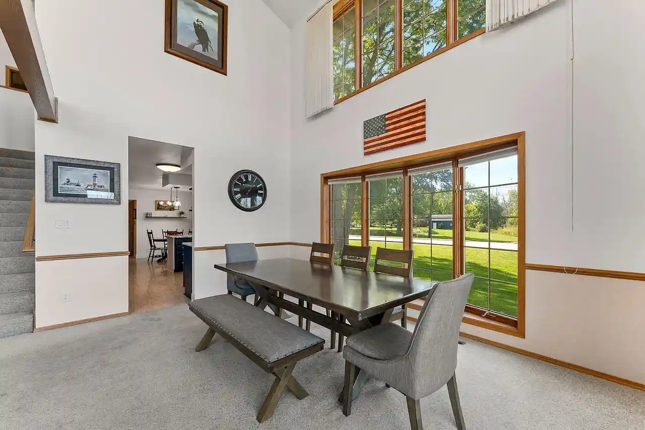 Photo 4 of Single family home for sale at 3350 Lakeview Dr, Suamico, WI 54173 | MLS# 50333177 | Listing updated on 2026-09-27