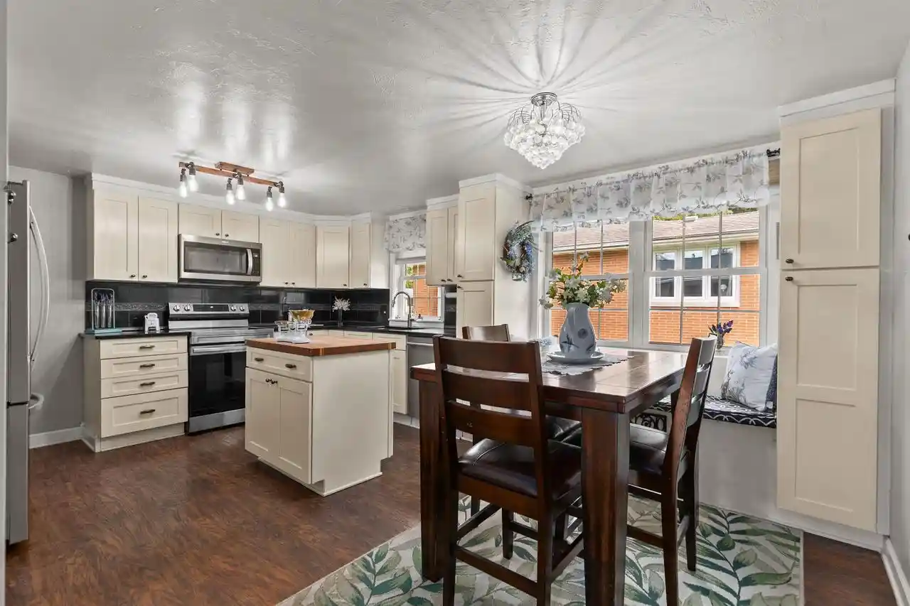Photo 3 of Single family home for sale at 149 Sheridan Way, Green Bay, WI 54302 | MLS# 50333162 | Listing updated on 2026-09-24