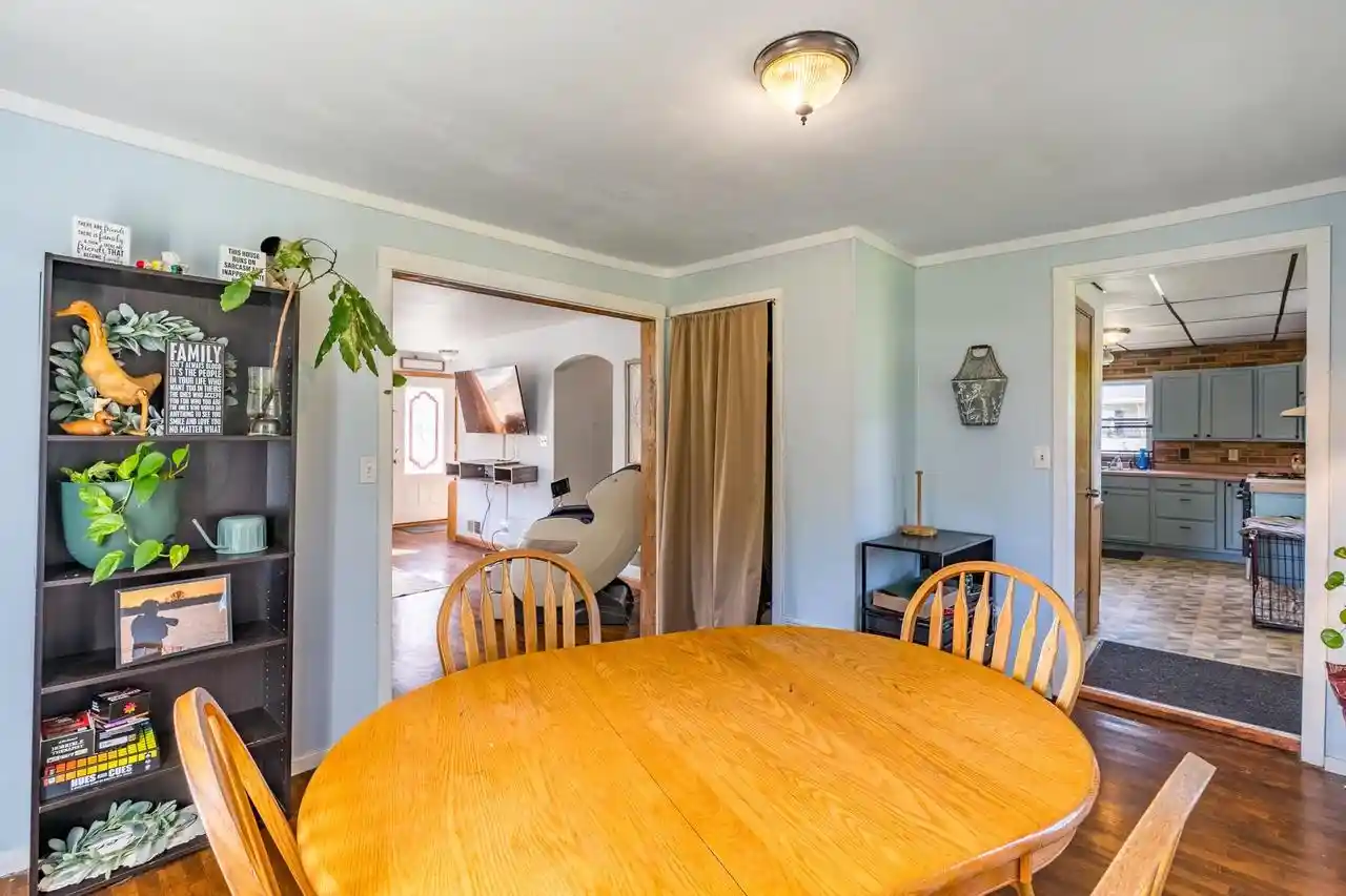 Photo 3 of Single family home for sale at 400 Wadleigh St, Stevens Point, WI 54481 | MLS# 50333183 | Listing updated on 2026-09-24