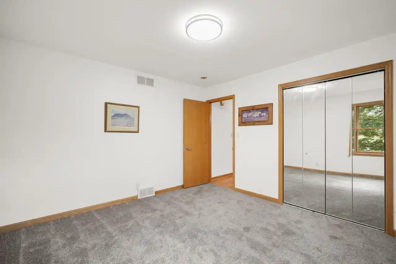 Photo 4 of Single family home for sale at N55w26675 Lisbon Rd, Sussex, WI 53089 | MLS# 1981898 | Listing updated on 2026-09-27