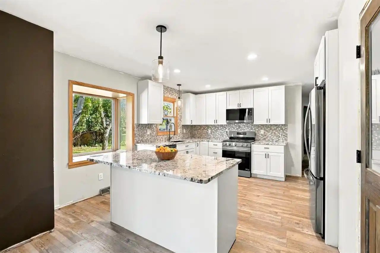 Photo 3 of Single family home for sale at 206 Lakeside Dr, Clintonville, WI 54929 | MLS# 50333180 | Listing updated on 2026-10-05
