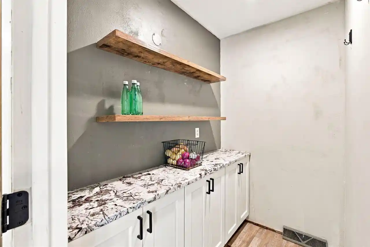 Photo 4 of Single family home for sale at 206 Lakeside Dr, Clintonville, WI 54929 | MLS# 50333180 | Listing updated on 2026-10-05