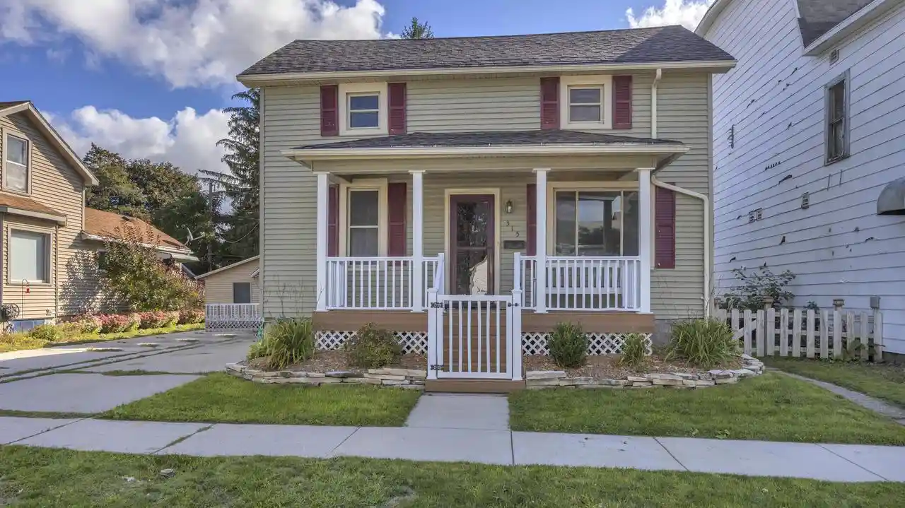 Photo 1 of Single family home for sale at 315 Smith St, Plymouth, WI 53073 | MLS# 1981903 | Listing updated on 2026-09-26