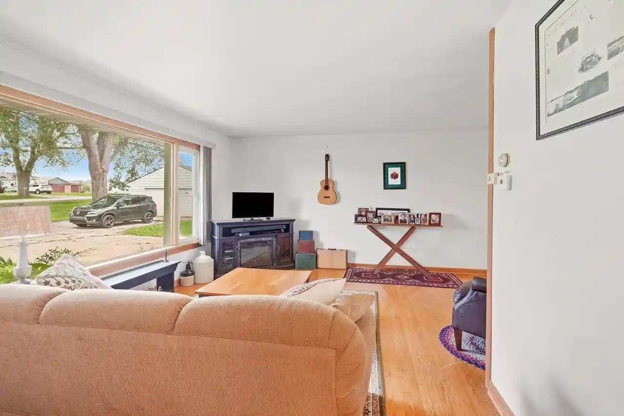 Photo 3 of Single family home for sale at N7867 Townline Rd, East Troy, WI 53120 | MLS# 1981905 | Listing updated on 2026-09-25