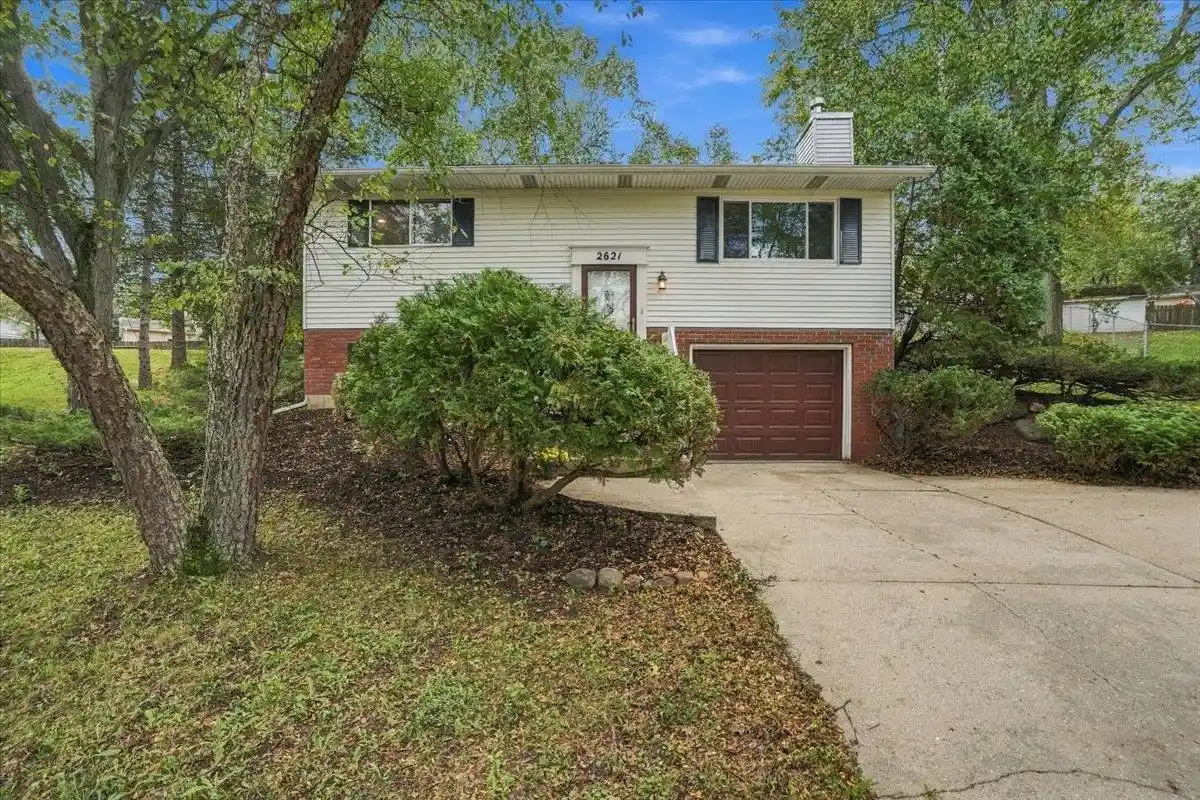 Single family home for sale at 2621 Mission Cir, Madison, WI 53713 | MLS# 2033349