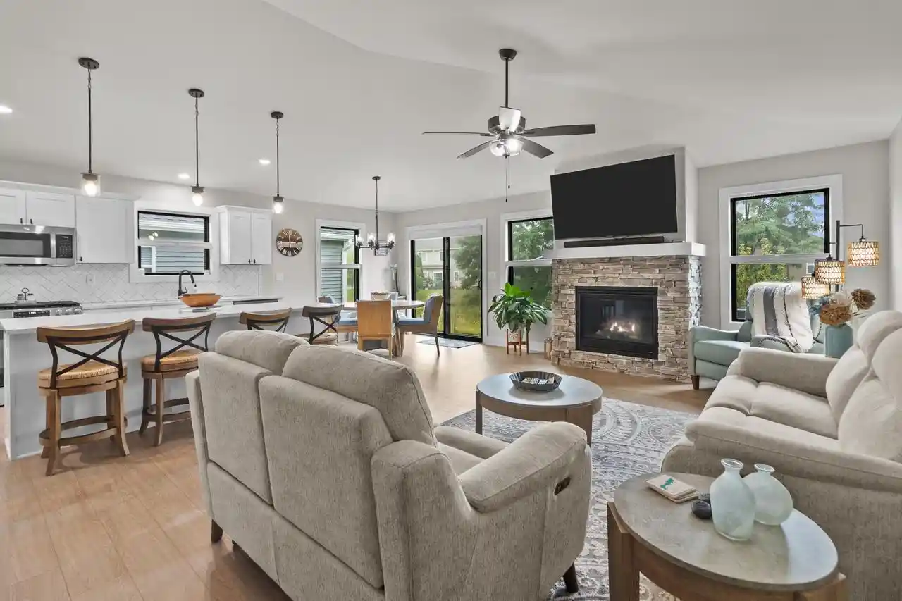 Photo 3 of Single family home for sale at 307 Evan Dr, Lake Geneva, WI 53147 | MLS# 1981908 | Listing updated on 2026-09-24