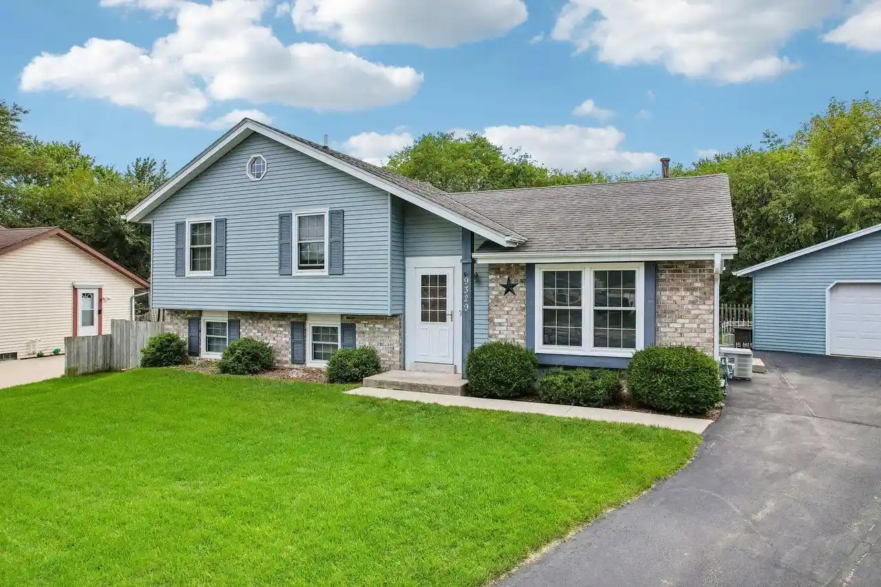Single family home for sale at 9329 W Fairlane Ct, Milwaukee, WI 53224 | MLS# 1981910