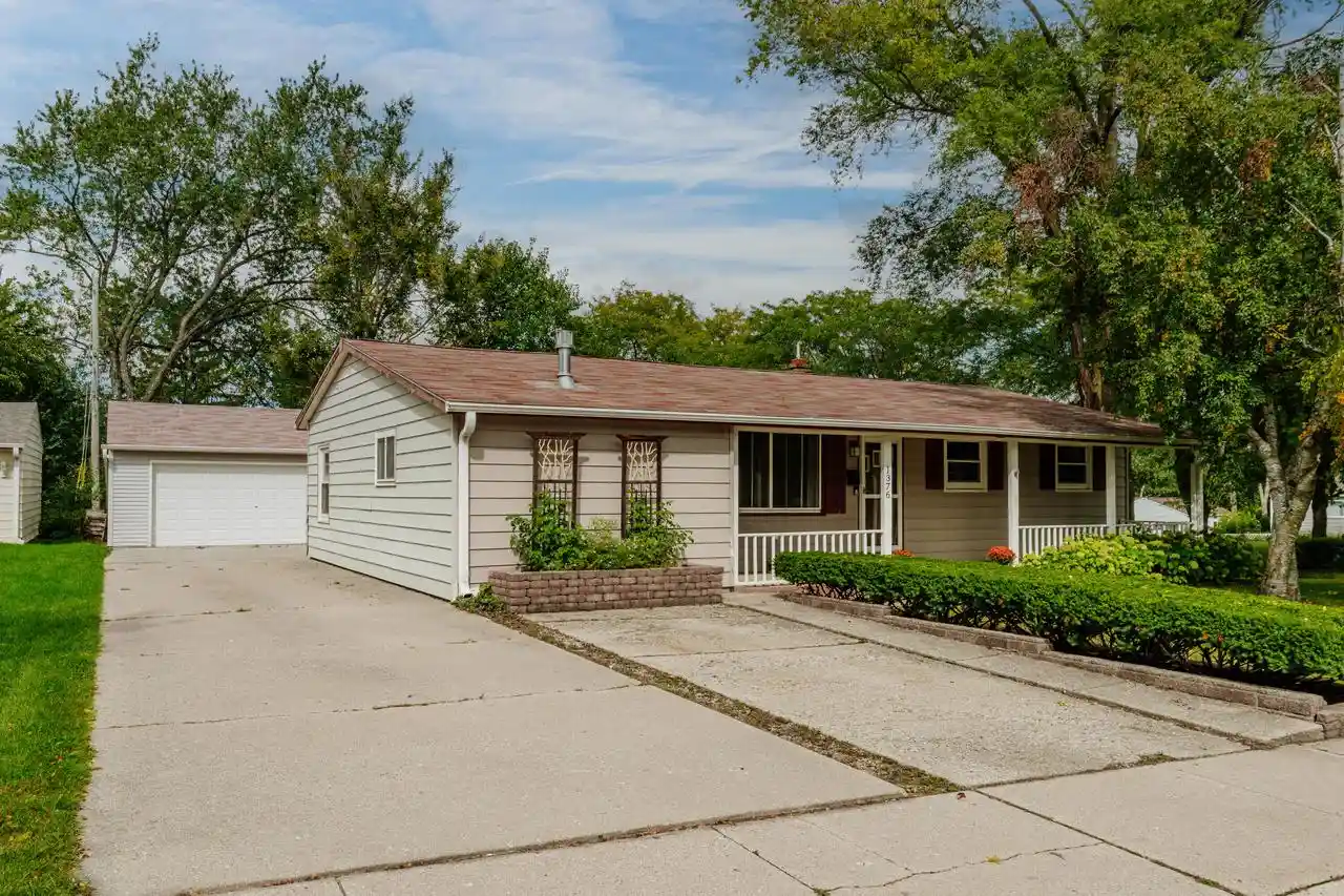 Photo 1 of Single family home for sale at 1376 Aldoro Dr, Waukesha, WI 53188 | MLS# 1981912 | Listing updated on 2026-09-25