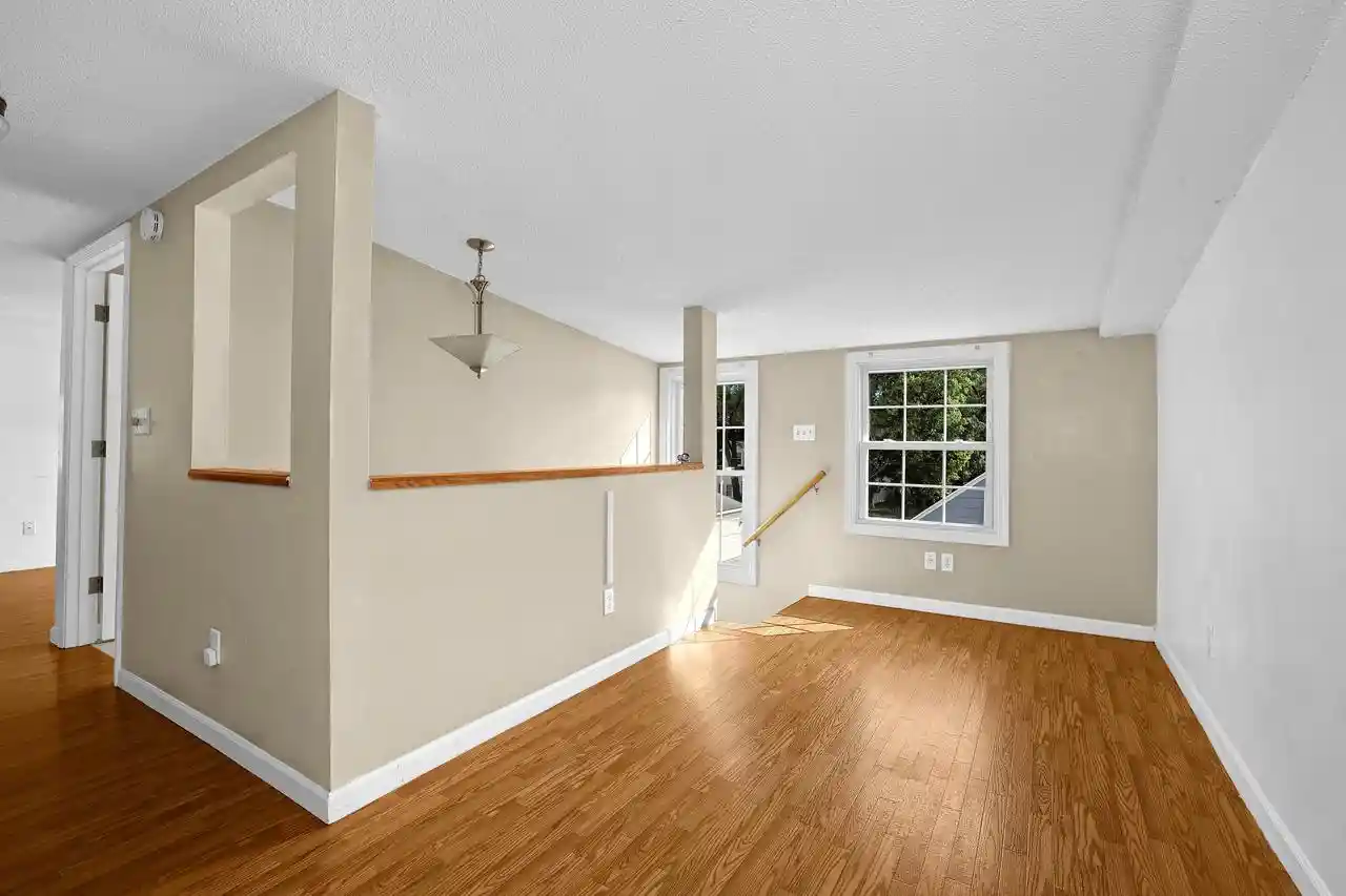 Photo 3 of Single family home for sale at 2206 Prospect St, La Crosse, WI 54603 | MLS# 1981919 | Listing updated on 2026-10-03