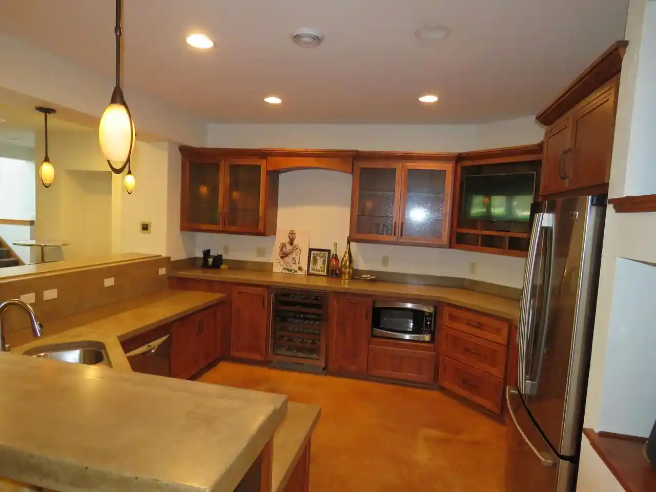 Photo 2 of Mansion for sale at 9090 N Range Line Rd, Milwaukee, WI 53217 | MLS# 2033355 | Listing updated on 2026-09-29