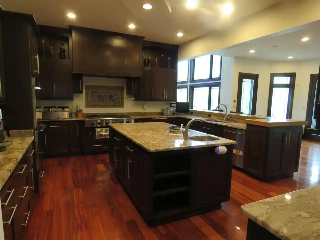 Photo 3 of Single family home for sale at 9090 N Range Line Rd, Milwaukee, WI 53217 | MLS# 2033355 | Listing updated on 2026-09-29