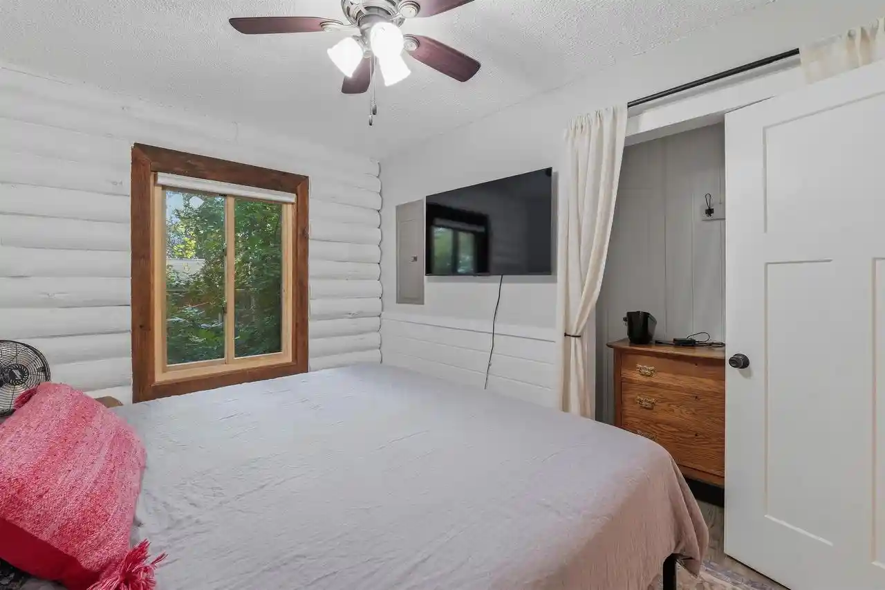Photo 2 of Single family home for sale at 5722 Springbrook Rd, Omro, WI 54963 | MLS# 50333157 | Listing updated on 2026-10-05
